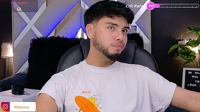 Snapshot of Tommidubois chatting on November 22, 3:27 am Tommidubois online show from November 22, 3:27 am