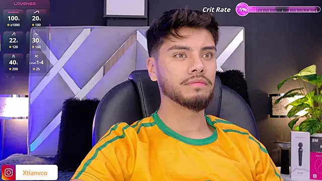 Snapshot of Tommidubois chatting on September 28, 1:45 am Tommidubois online show from September 28, 1:45 am