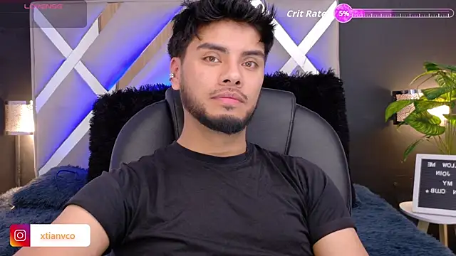 Snapshot of Tommidubois chatting on December 2, 3:41 am Tommidubois online show from December 2, 3:41 am