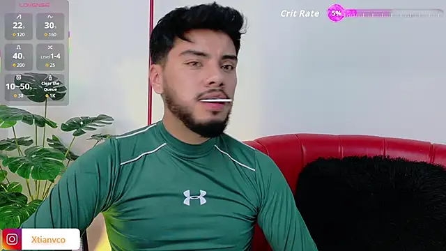 Snapshot of Tommidubois chatting on October 24, 3:38 am Tommidubois online show from October 24, 3:38 am