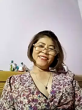 Baby-tits2024 online show from March 9, 1:26 pm