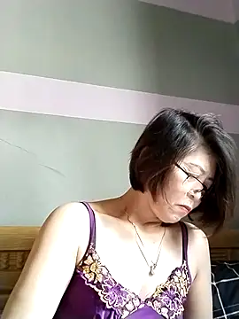 Baby-tits2024 online show from September 18, 1:30 am