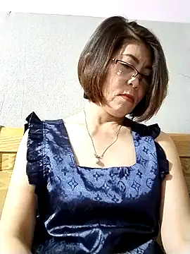 Baby-tits2024 online show from October 21, 1:21 pm