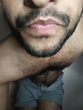 Snapshot of Vignesh3246 chatting on July 19, 1:30 pm Vignesh3246 online show from July 19, 1:30 pm
