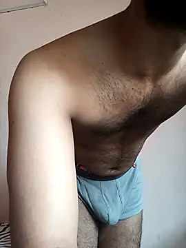 Snapshot of Vignesh3246 chatting on September 20, 5:45 am Vignesh3246 online show from September 20, 5:45 am