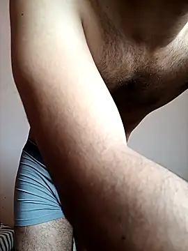 Snapshot of Vignesh3246 chatting on September 23, 4:41 am Vignesh3246 online show from September 23, 4:41 am