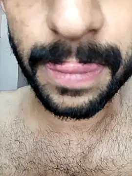 Snapshot of Vignesh3246 chatting on October 12, 7:15 pm Vignesh3246 online show from October 12, 7:15 pm