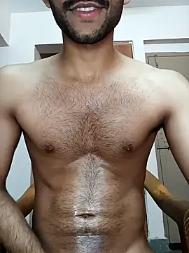 Snapshot of Vignesh3246 chatting on January 25, 6:57 pm Vignesh3246 online show from January 25, 6:57 pm