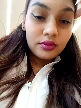 Snapshot of CriistalEvans chatting on December 7, 10:45 pm CriistalEvans online show from December 7, 10:45 pm