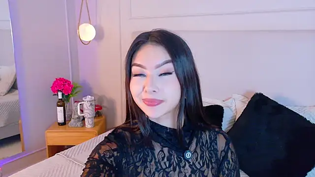 EymiCuper online show from March 2, 8:16 pm