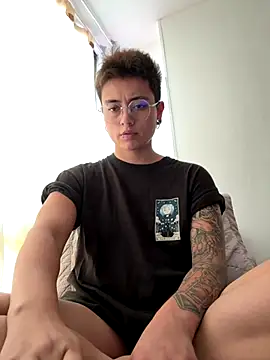 Snapshot of Chriss_gomez2 chatting on September 28, 10:28 pm Chriss gomez2 online show from September 28, 10:28 pm