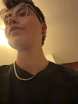 Chriss gomez2 online show from January 11, 11:33 pm