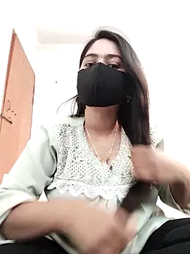 Magical Girl- online show from March 2, 4:13 am