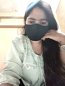 Magical Girl- online show from November 4, 3:32 am