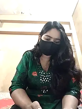 Magical Girl- online show from December 1, 3:07 am