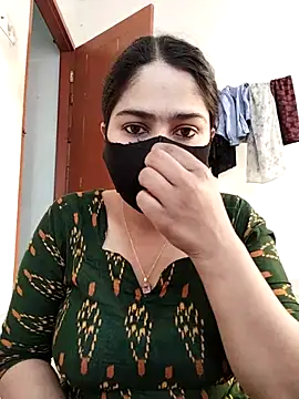 Magical Girl- online show from January 14, 6:28 am