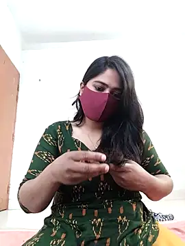 Magical Girl- online show from April 9, 4:47 am