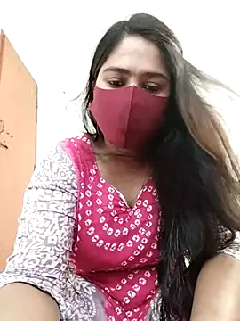 Magical Girl- online show from April 12, 4:16 am