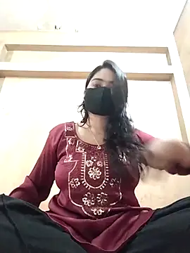 Magical Girl- online show from November 30, 4:13 am