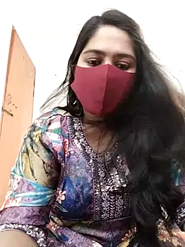 Magical Girl- online show from April 18, 4:37 am