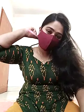 Magical Girl- online show from April 4, 5:03 am