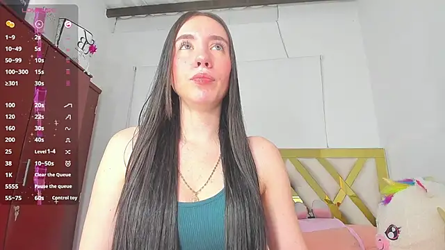 rousee yareldss online show from January 8, 9:32 pm