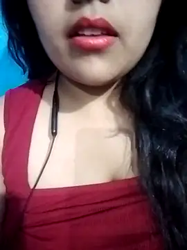 Love-Veronica online show from March 26, 5:55 pm