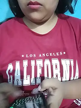 Love-Veronica online show from July 3, 1:28 pm