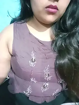 Love-Veronica online show from July 2, 1:28 pm
