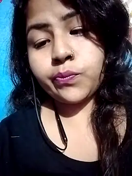 Love-Veronica online show from February 3, 6:13 pm