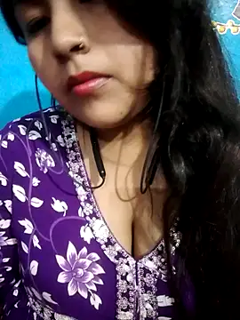 Love-Veronica online show from February 28, 11:43 am