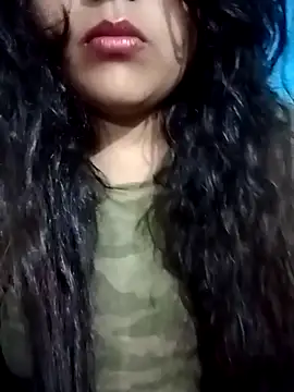 Love-Veronica online show from March 23, 10:26 am