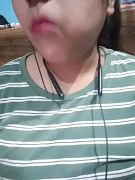 Love-Veronica online show from July 17, 1:41 pm