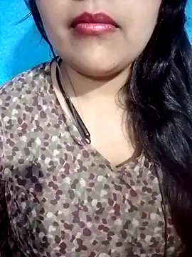 Love-Veronica online show from May 8, 1:59 pm