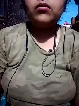 Love-Veronica online show from March 5, 6:15 pm