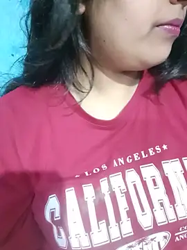 Love-Veronica online show from June 12, 1:42 pm