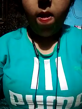 Love-Veronica online show from March 8, 6:00 pm