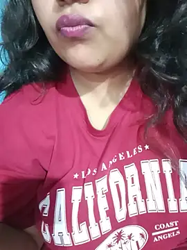 Love-Veronica online show from June 30, 11:32 am