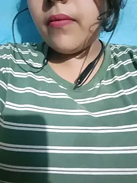 Love-Veronica online show from July 12, 6:20 pm