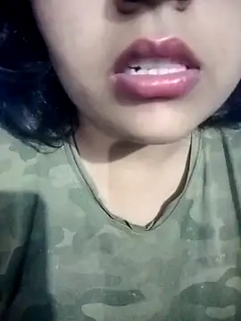 Love-Veronica online show from March 24, 9:04 pm