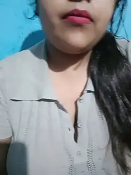 Love-Veronica online show from July 7, 6:22 pm
