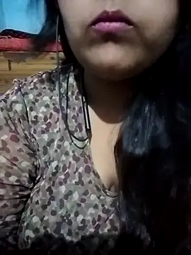 Love-Veronica online show from April 26, 1:41 pm