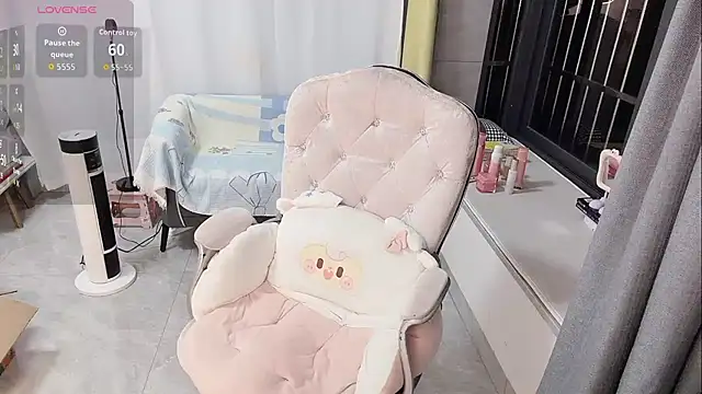 Lena-yyds online show from November 27, 7:25 pm