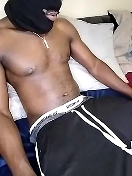 Snapshot of Tsonga_Dick012 chatting on February 15, 7:17 pm Tsonga Dick012 online show from February 15, 7:17 pm