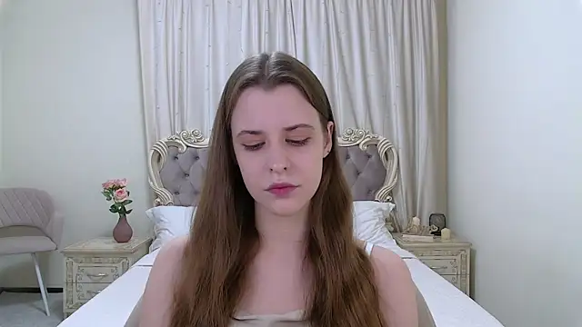 AgataAisitt online show from September 25, 5:30 pm