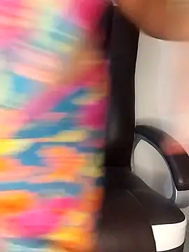 Snapshot of Sexy_Radhikaa chatting on November 27, 12:22 am Sexy Radhikaa online show from November 27, 12:22 am