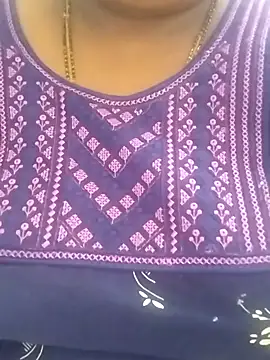 Sexy Radhikaa online show from December 19, 5:00 am