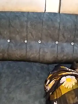 Sexy Radhikaa online show from April 14, 5:45 am