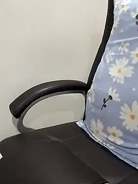 Sexy Radhikaa online show from March 24, 5:57 pm