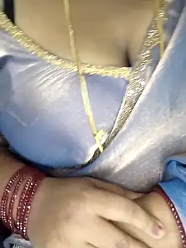Sexy Radhikaa online show from March 5, 6:32 am